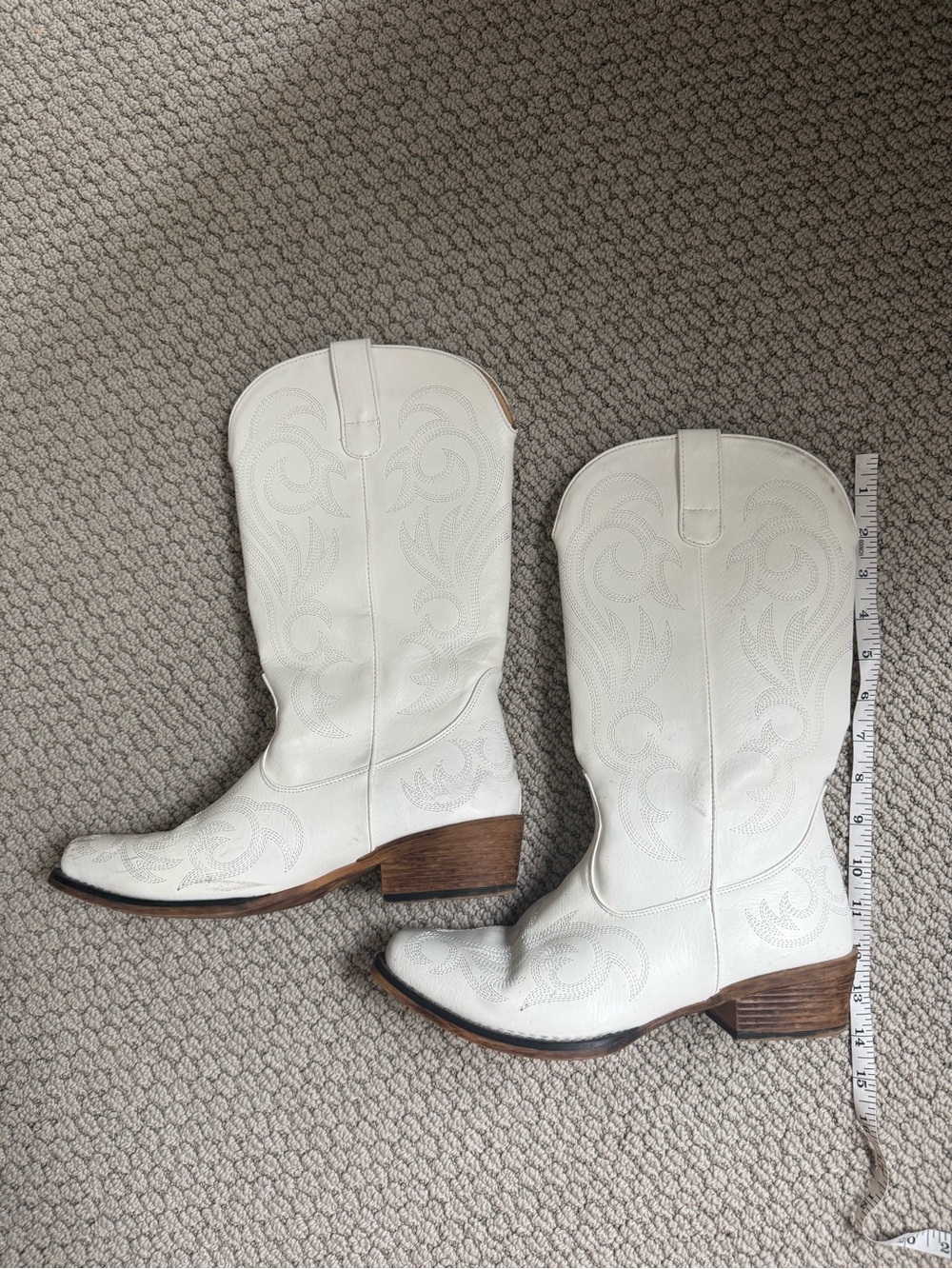 White Western Cowboy Boots